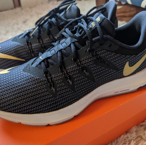 🚫🚫SOLD🚫🚫Nike Running Sneakers - Picture 5 of 5